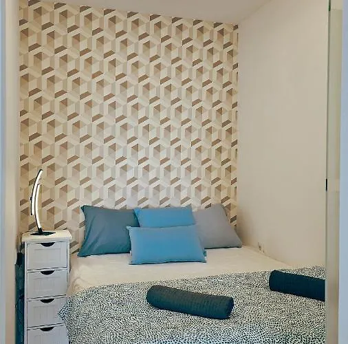 Serenity Ocean View شقة *